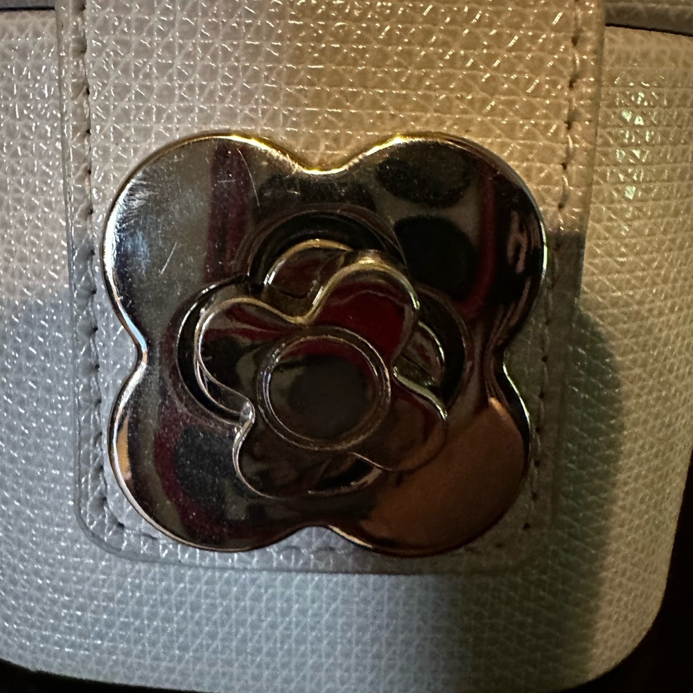 Tuscan Travel Jewelry Case - Picture 9 of 9